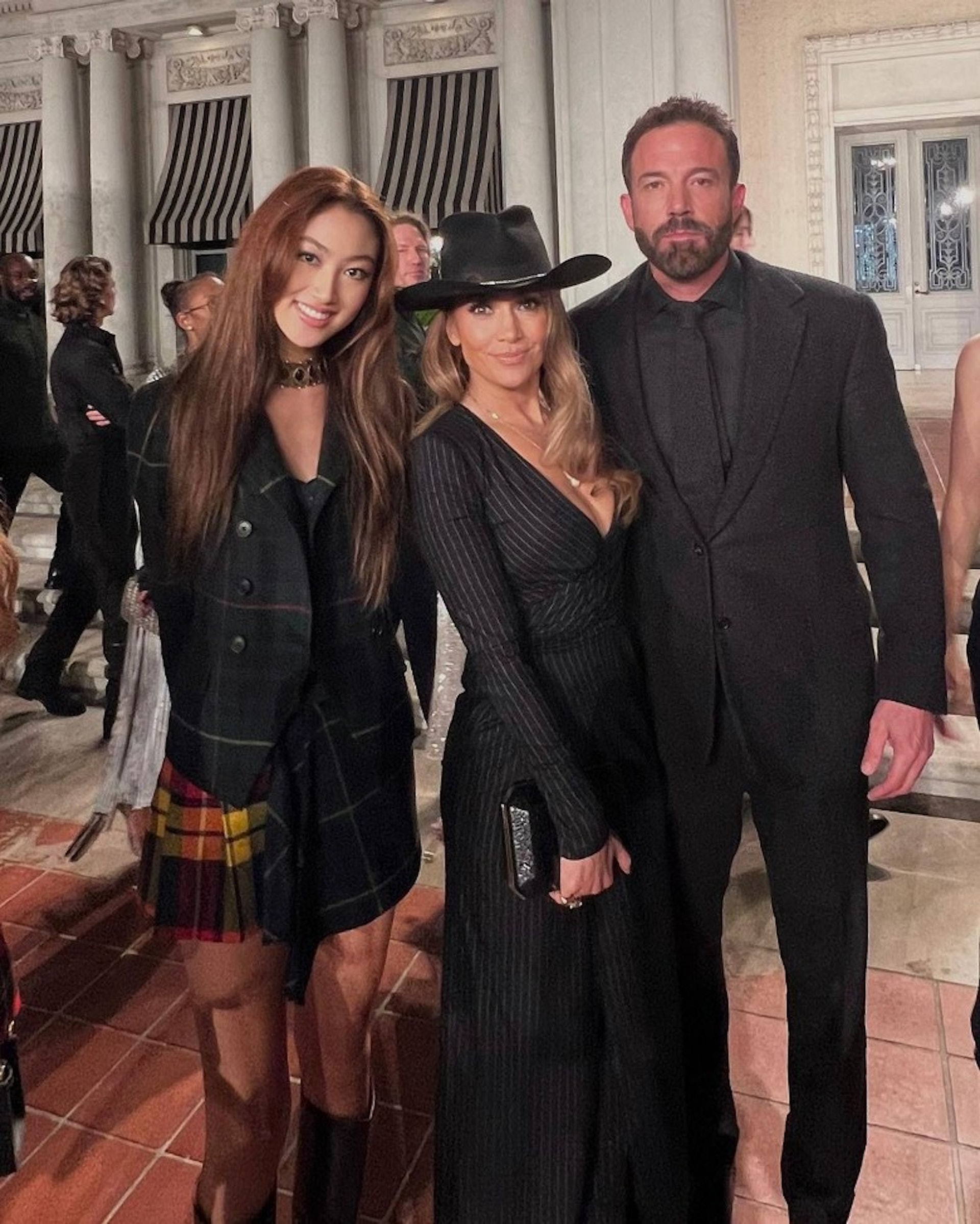 任晴佳與天后Jennifer Lopez和Ben Affleck合照。