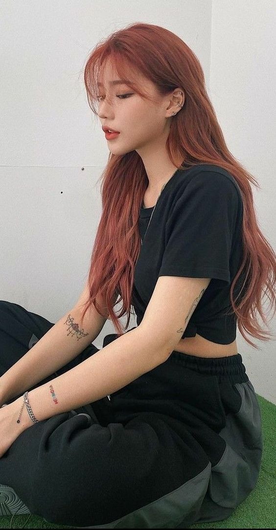 莓果紅棕髮色非常適合亞洲人膚色。