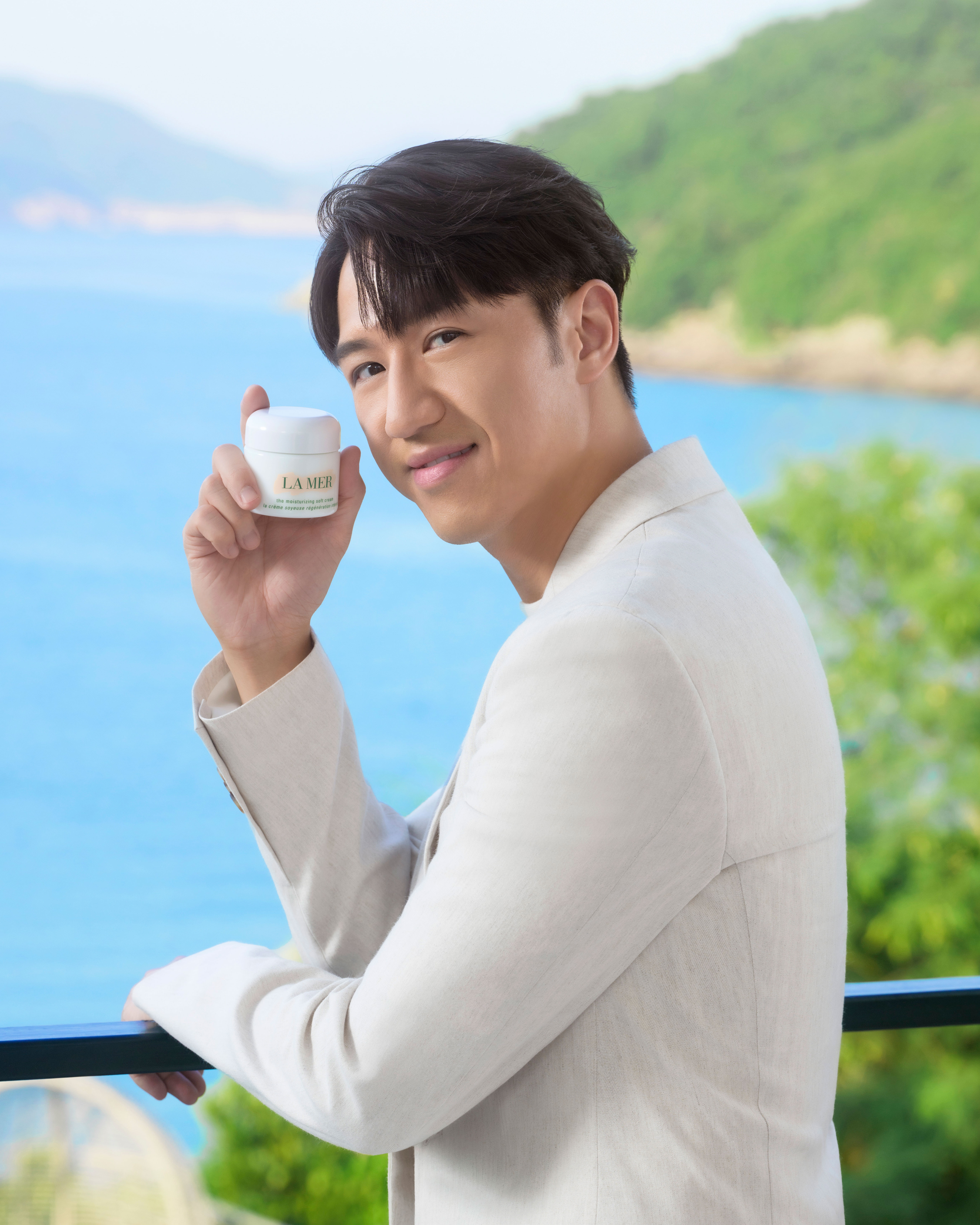 在媽媽的啟發下，Jay Fung 也成為了奇蹟面霜的忠粉。