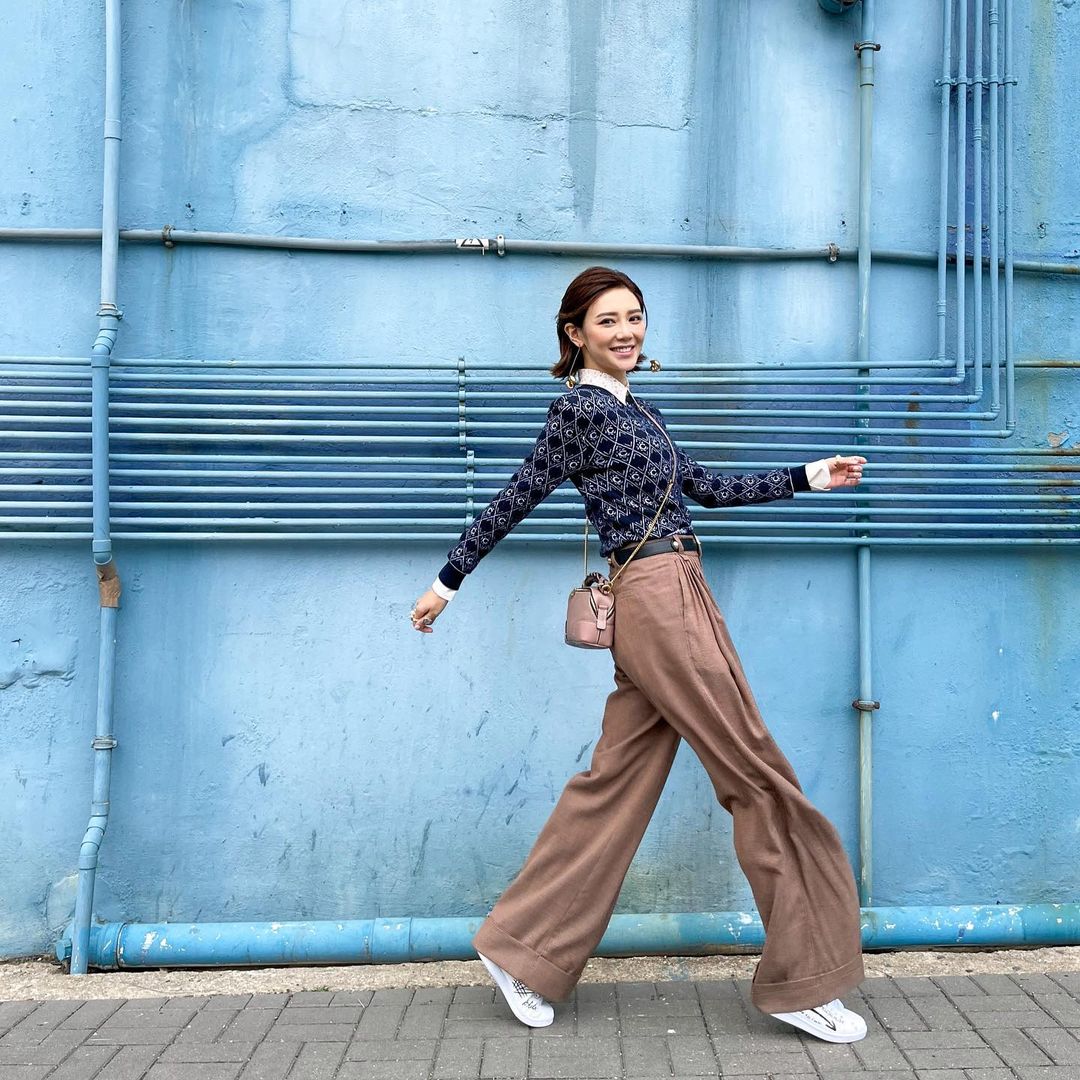 闊腳褲非常影襯