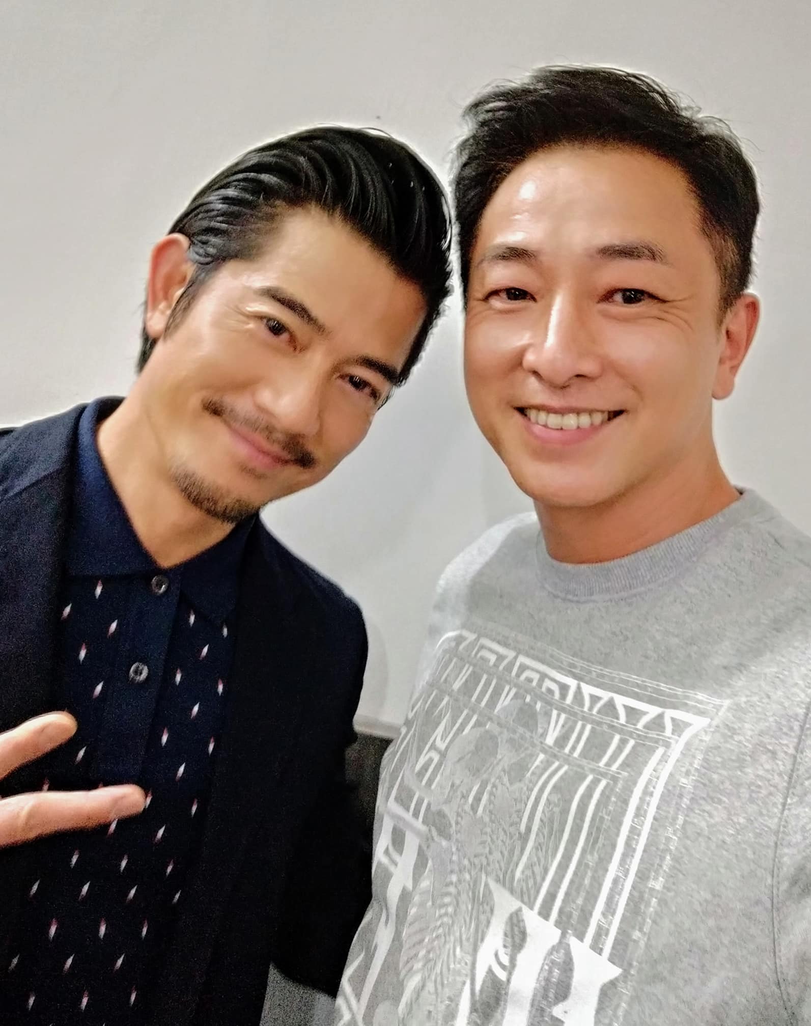 於是乎毅然離巢向外尋找機會