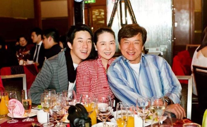 房祖名與媽媽林鳳嬌感情深厚