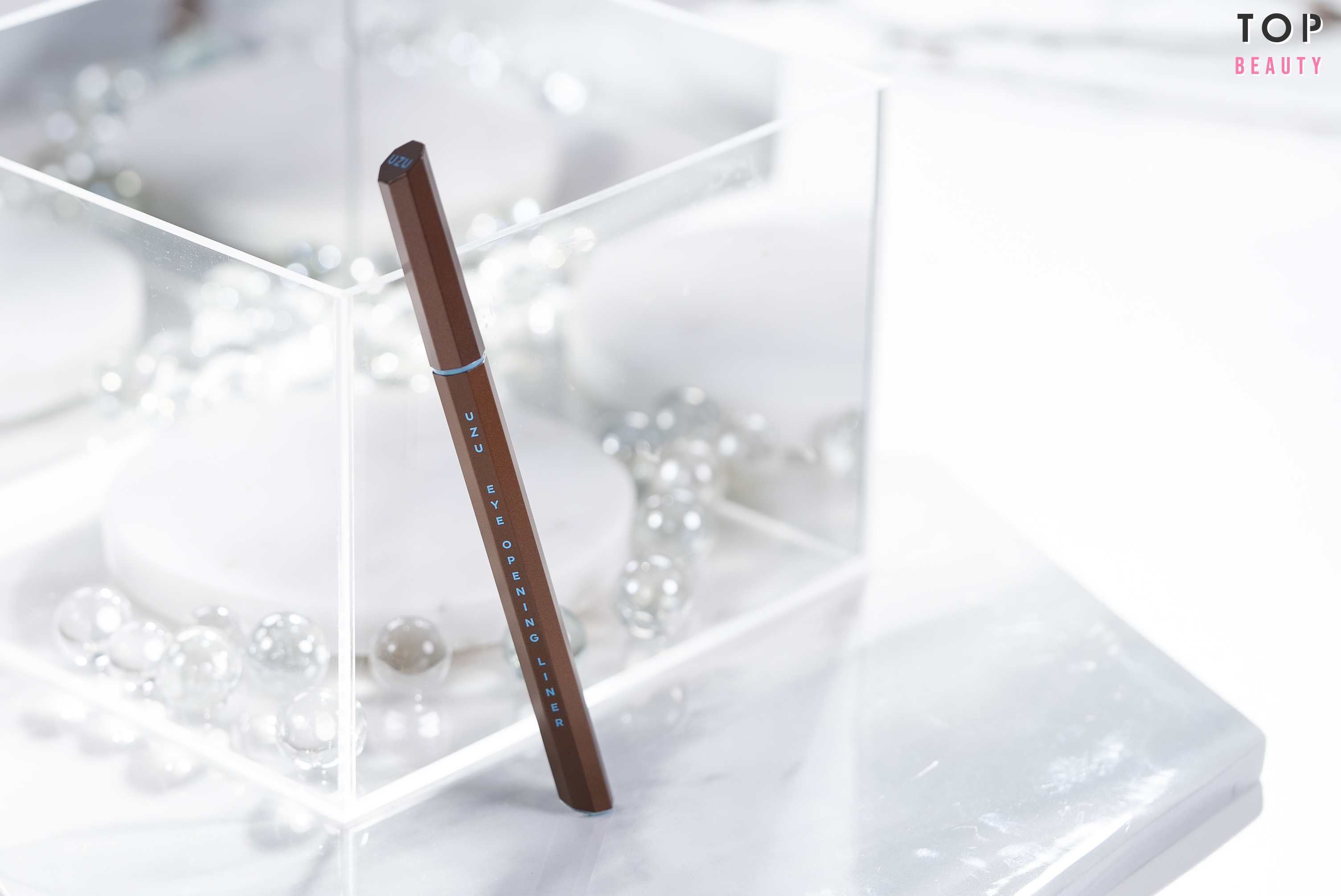 UZU EYE OPENING 啡色眼線液筆 $135