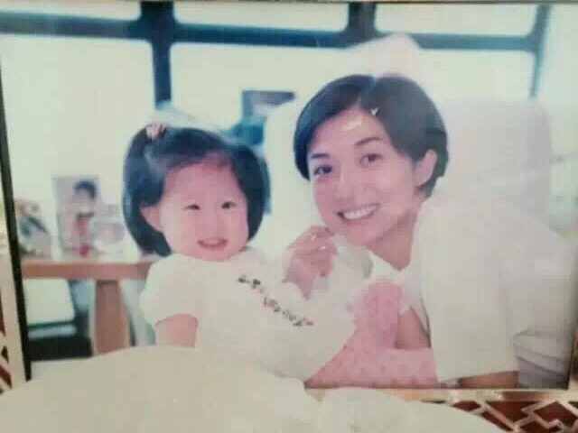 吳綺莉多年來一直身兼父職照顧女兒吳卓林