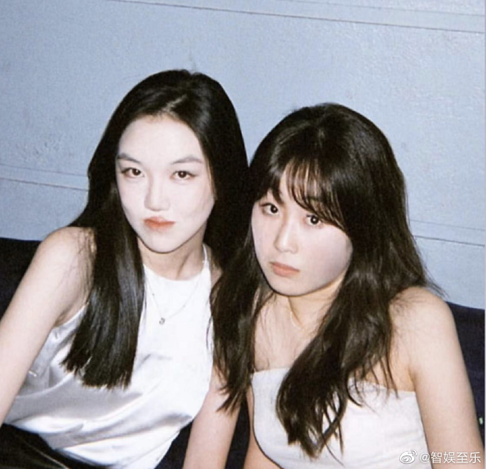 濃妝豔抹打扮成熟