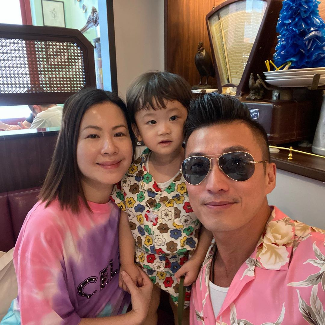人生低潮結識太太Apple,兩人於2019年結婚育有一子Jaco