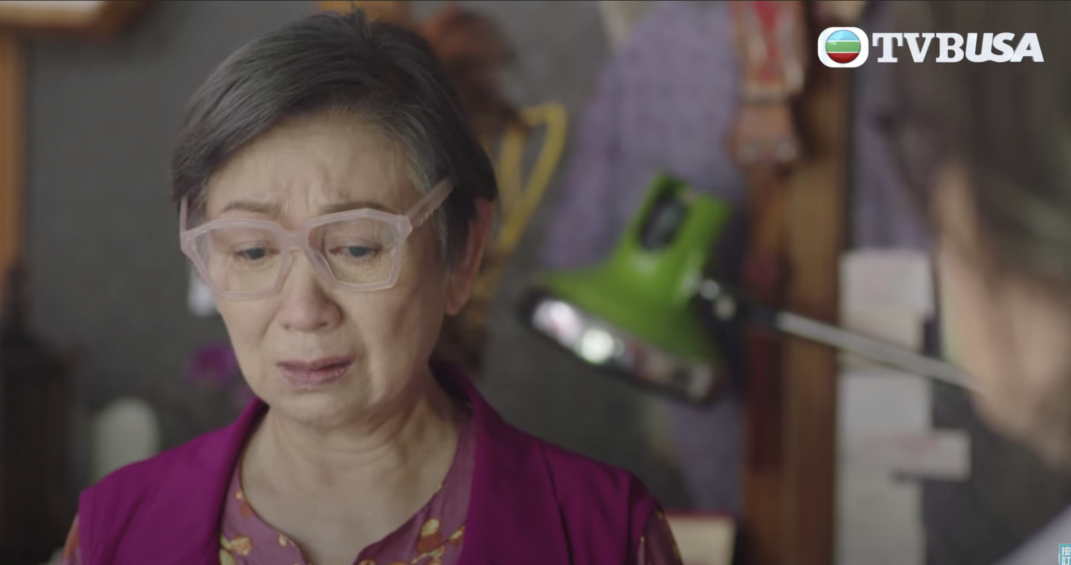 獨腳戲道破了這代人選擇移民留下老人在香港獨居情況