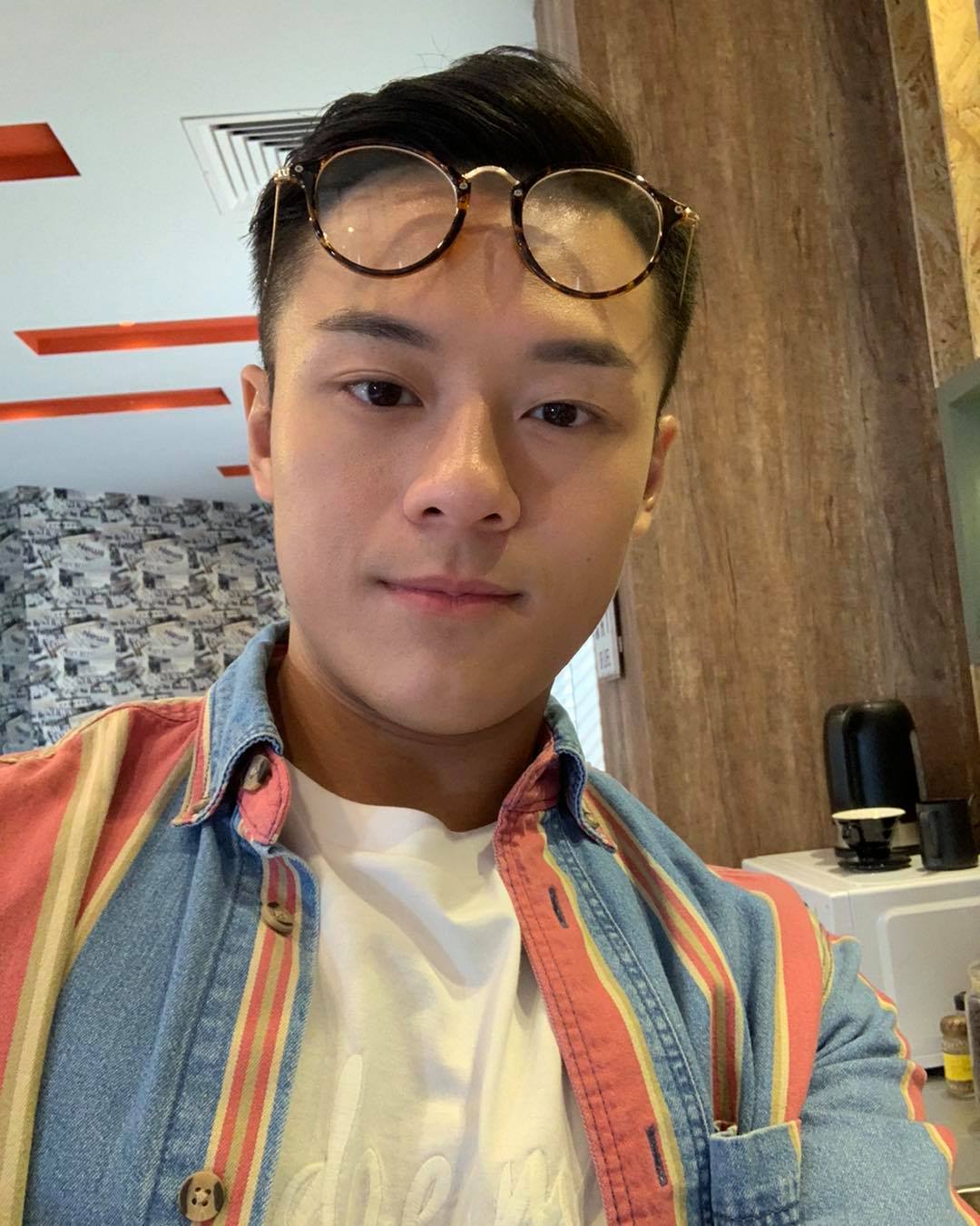 關曜儁曾因肥胖而被嫌棄。