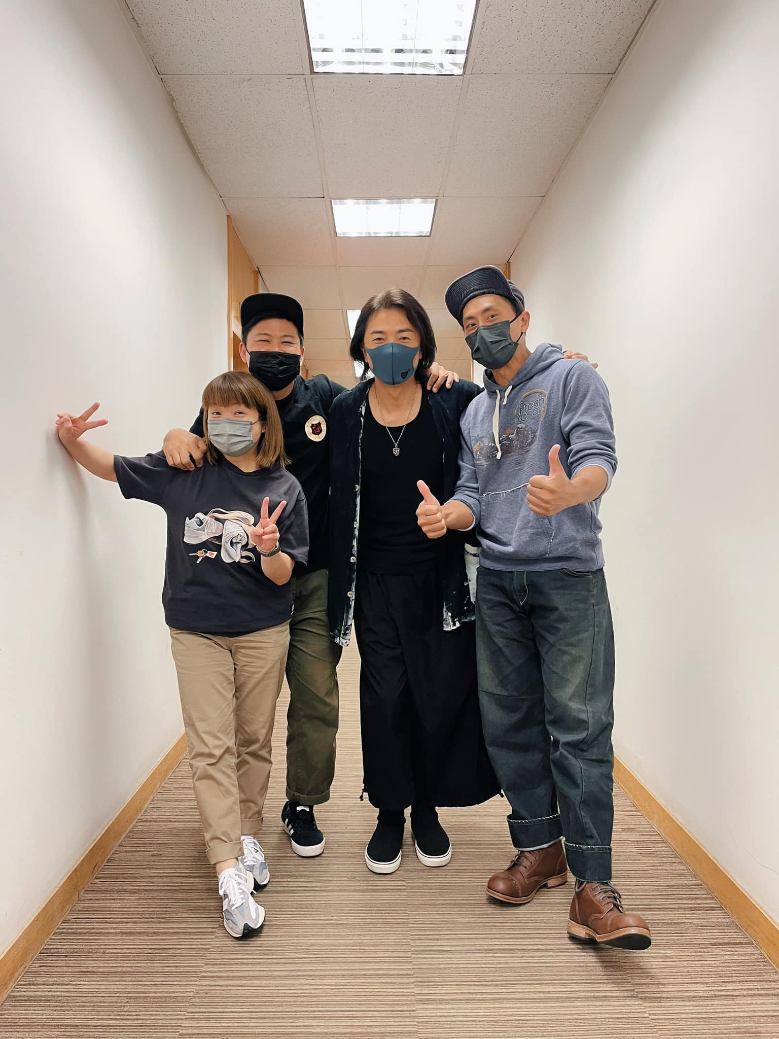 鄭伊健最近接受商台《早霸王》訪問分享自己最近的生活。