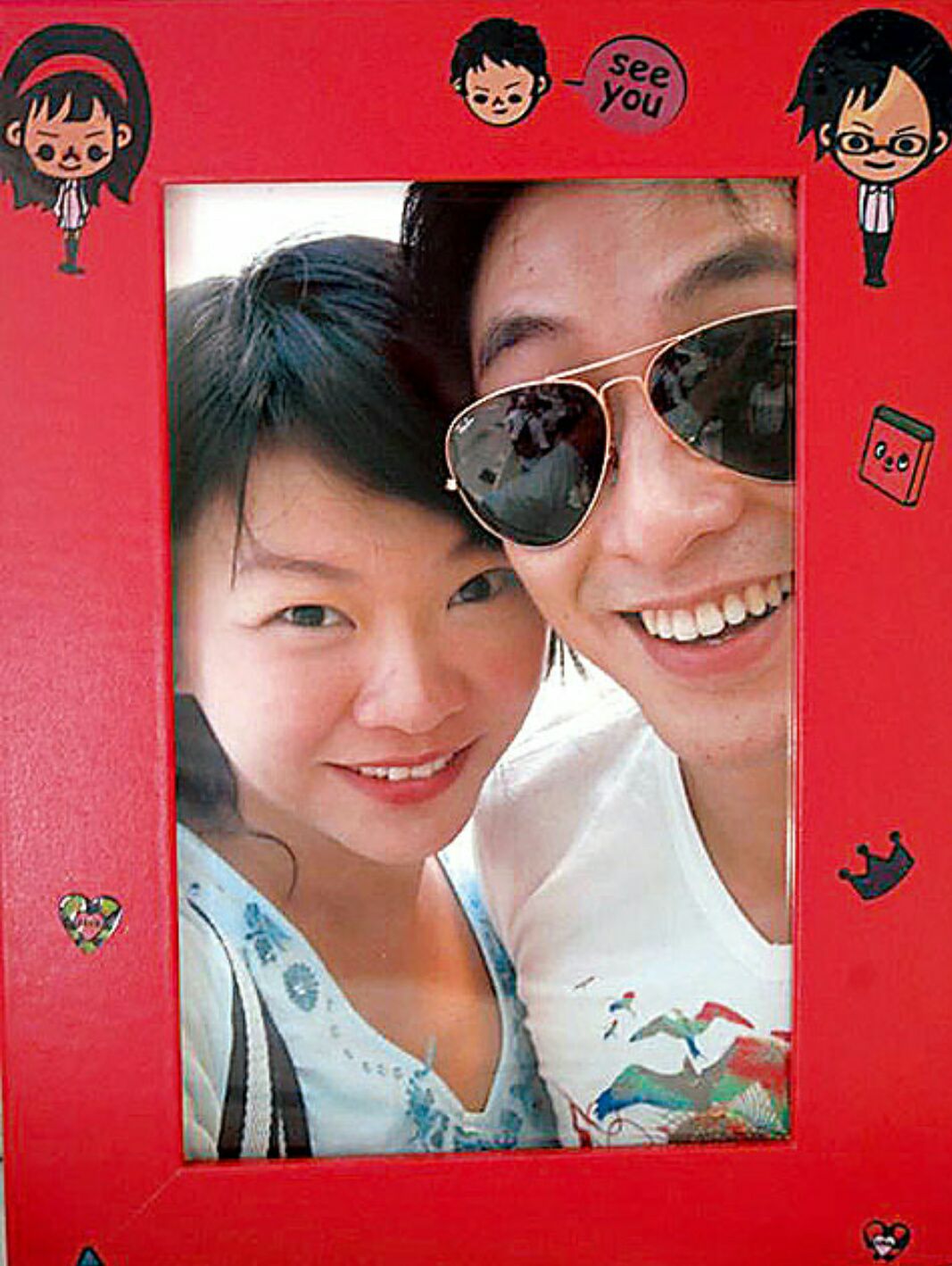 原來太太是行內有名的化妝師Mae Von