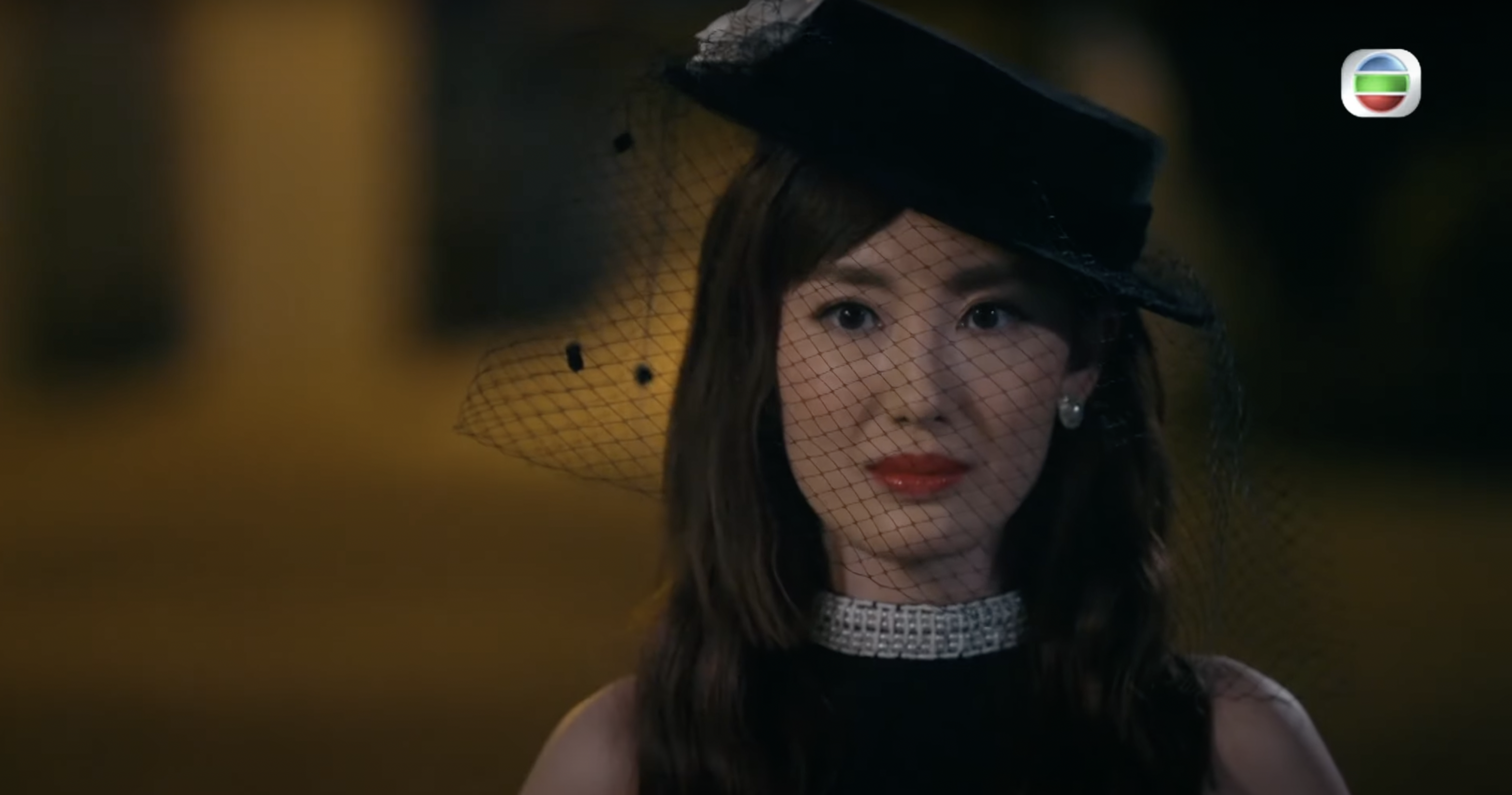 「反骨琪」蔣家旻以一身黑色貴婦Look現身