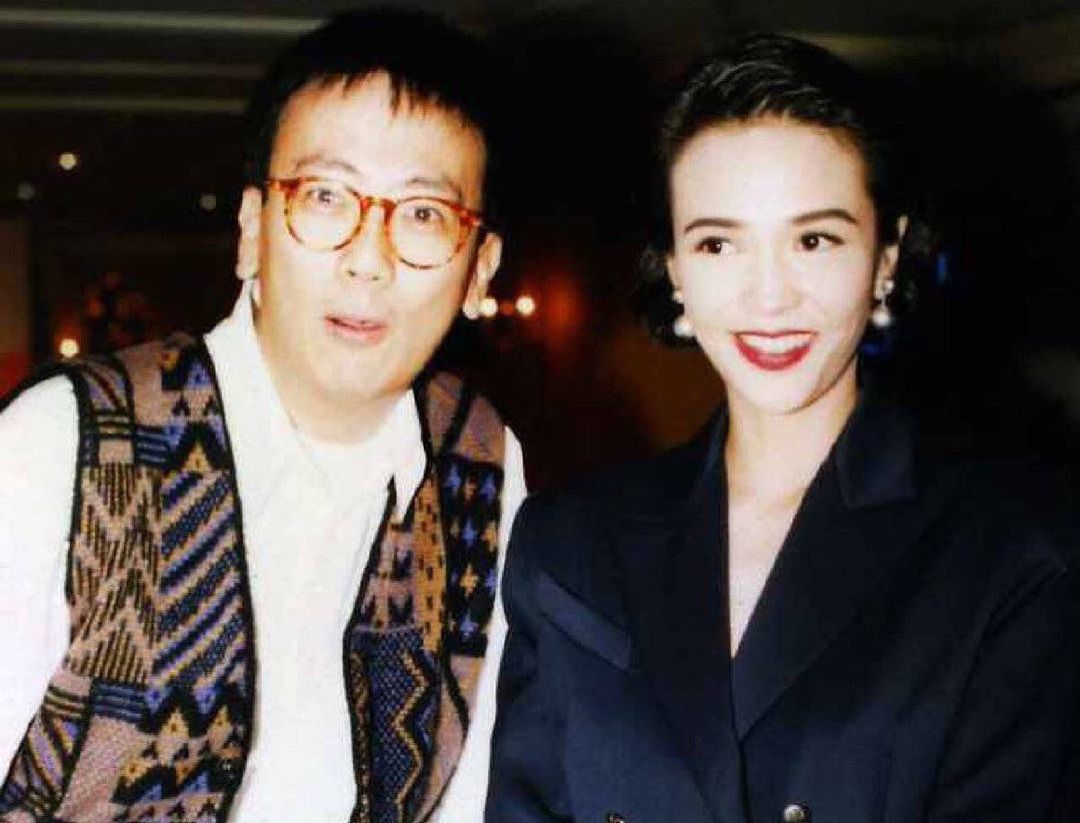 Do姐鄭裕玲與鄭丹瑞年青時合照