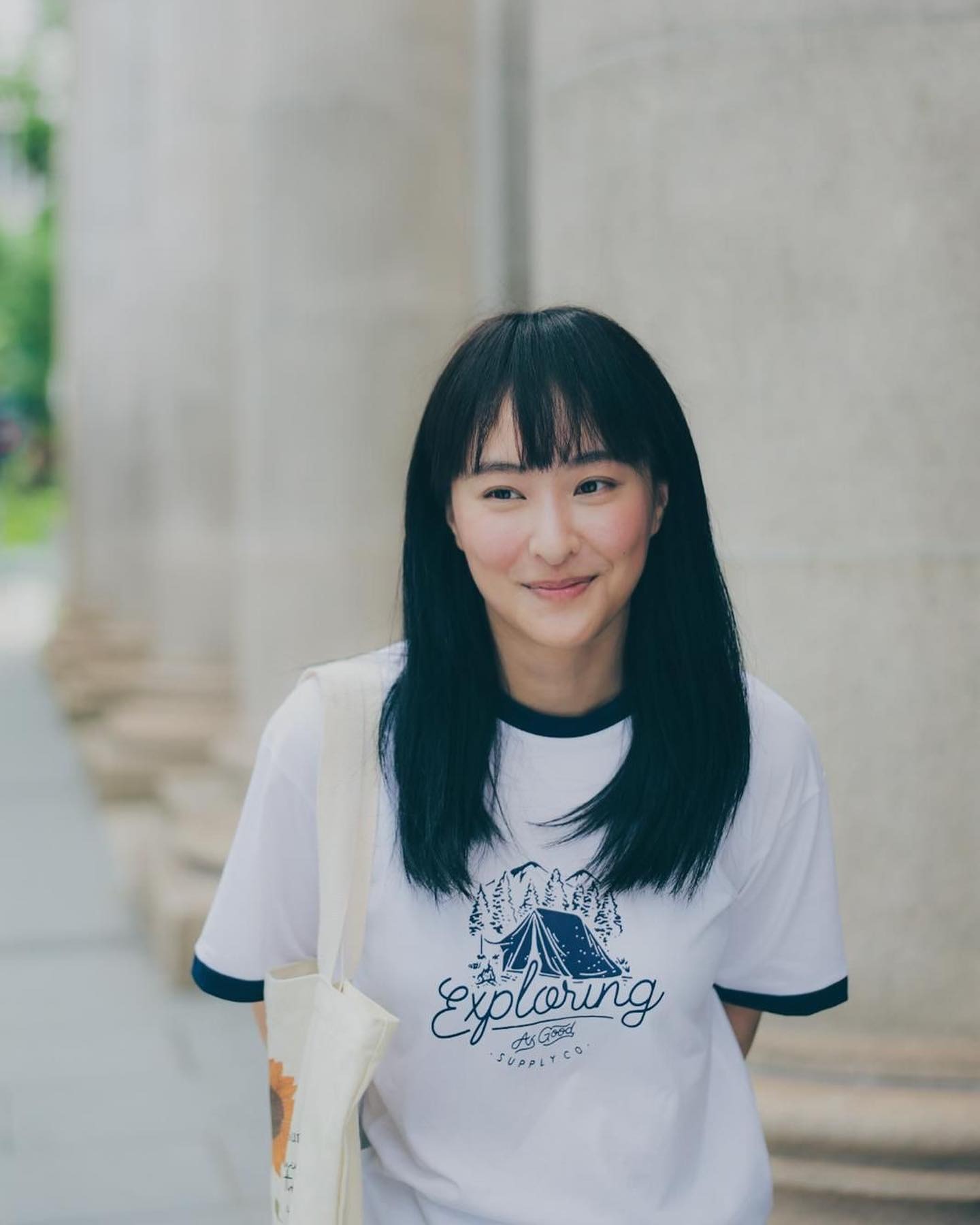 為報答95歲的婆婆將數年所賺取的金錢在溫哥華買樓