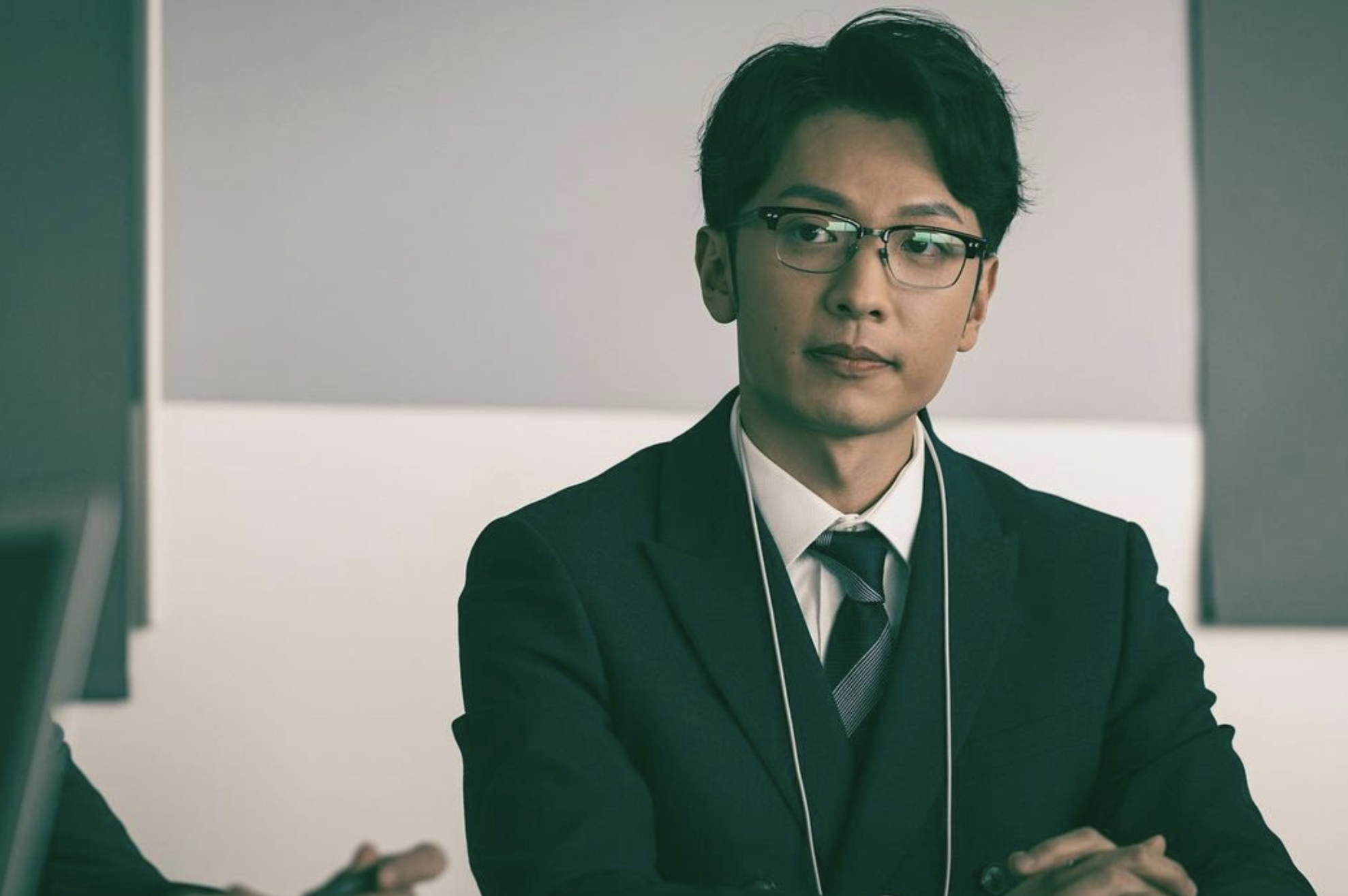 以往形象一向斯文的高鈞賢這次挑戰飾演反派,也令網民大讚他演出令人印象深刻
