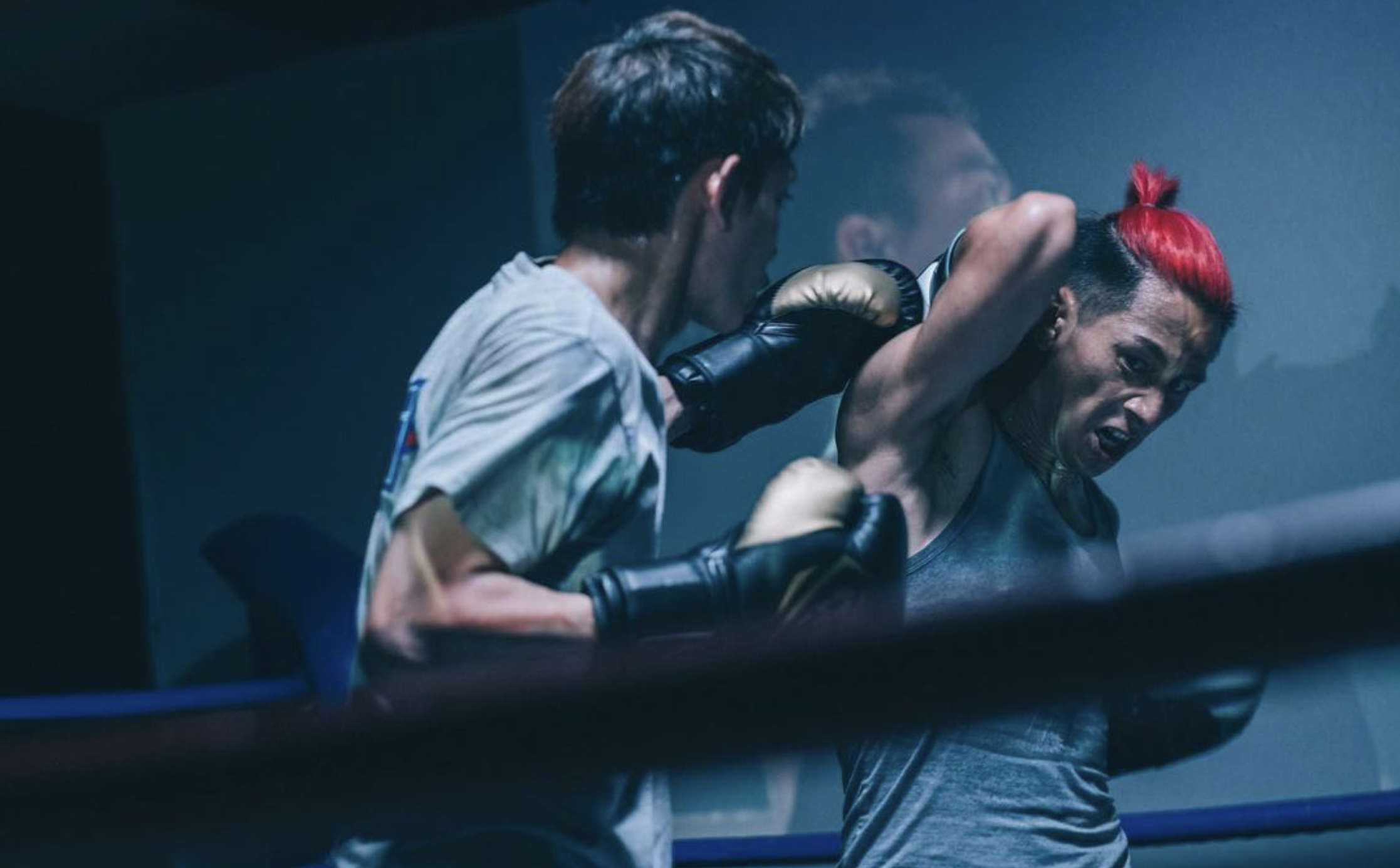 更指同老婆一齊睇時，都睇到坐立不安，好多謝團隊上下，故事寫得感人。