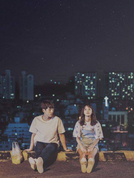 在剛認識的時候，男女之間也許存在短期、暫時性的純友誼。