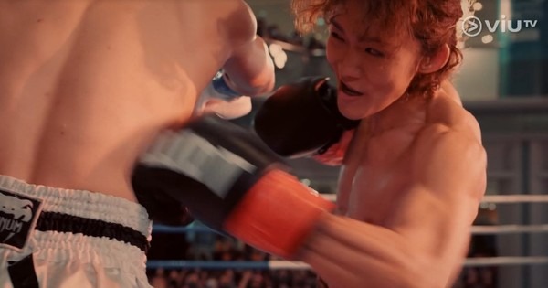 Alton成功避開更攻擊駱振偉的側腹