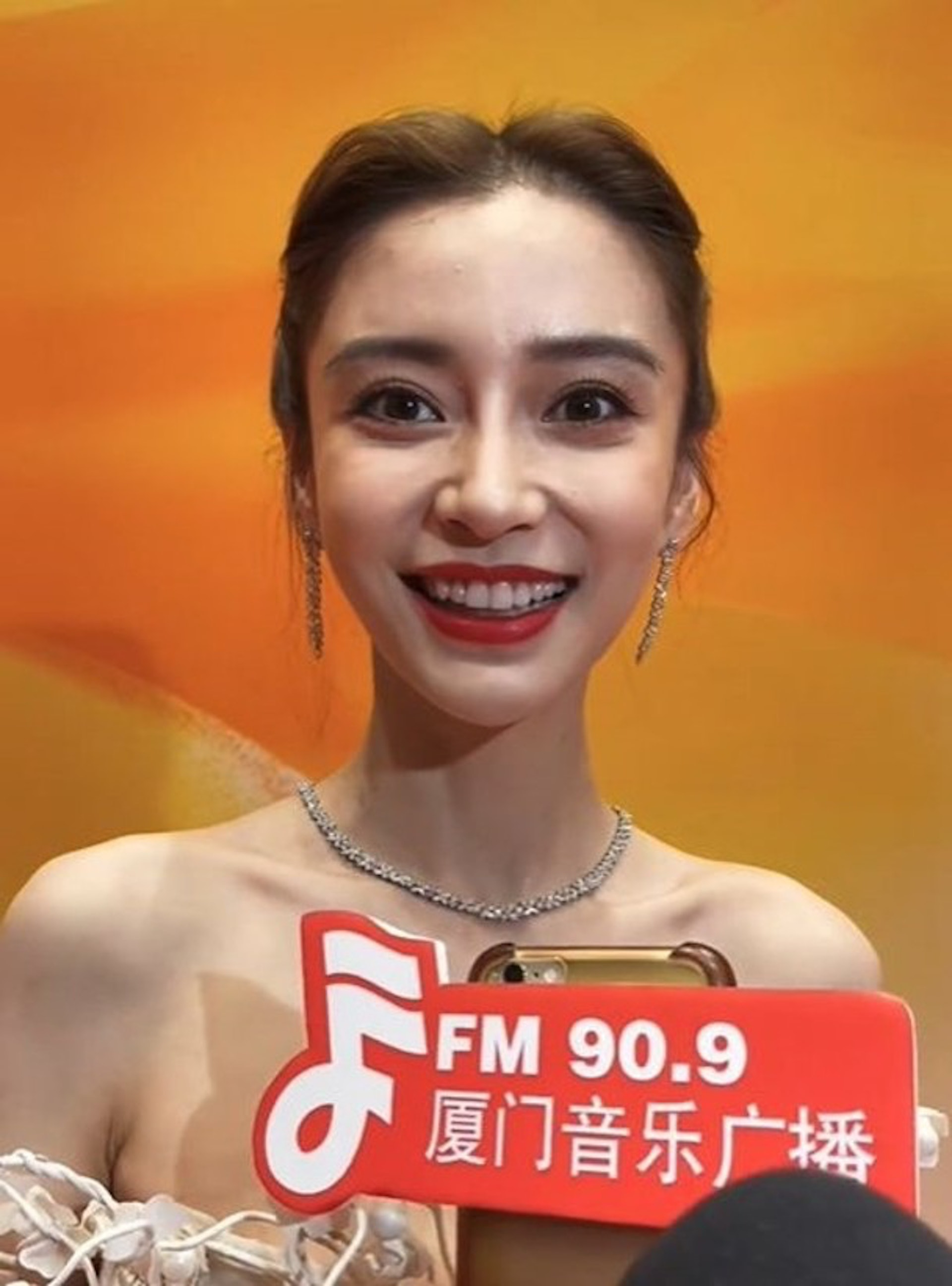 Angelababy零濾鏡真樣令人驚訝!