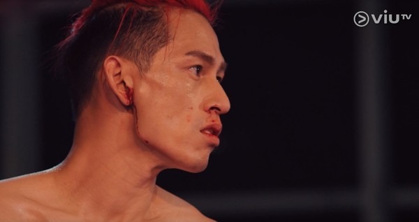 Lokman飾演的李承東向駱振偉建議打擊Alton頭部