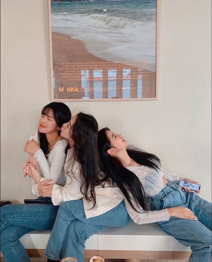 在閨蜜面前不用偽裝自己