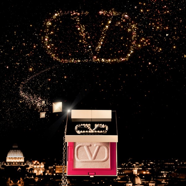 Valentino Beauty限量版Go-Clutch高訂隨行彩妝鏡盒