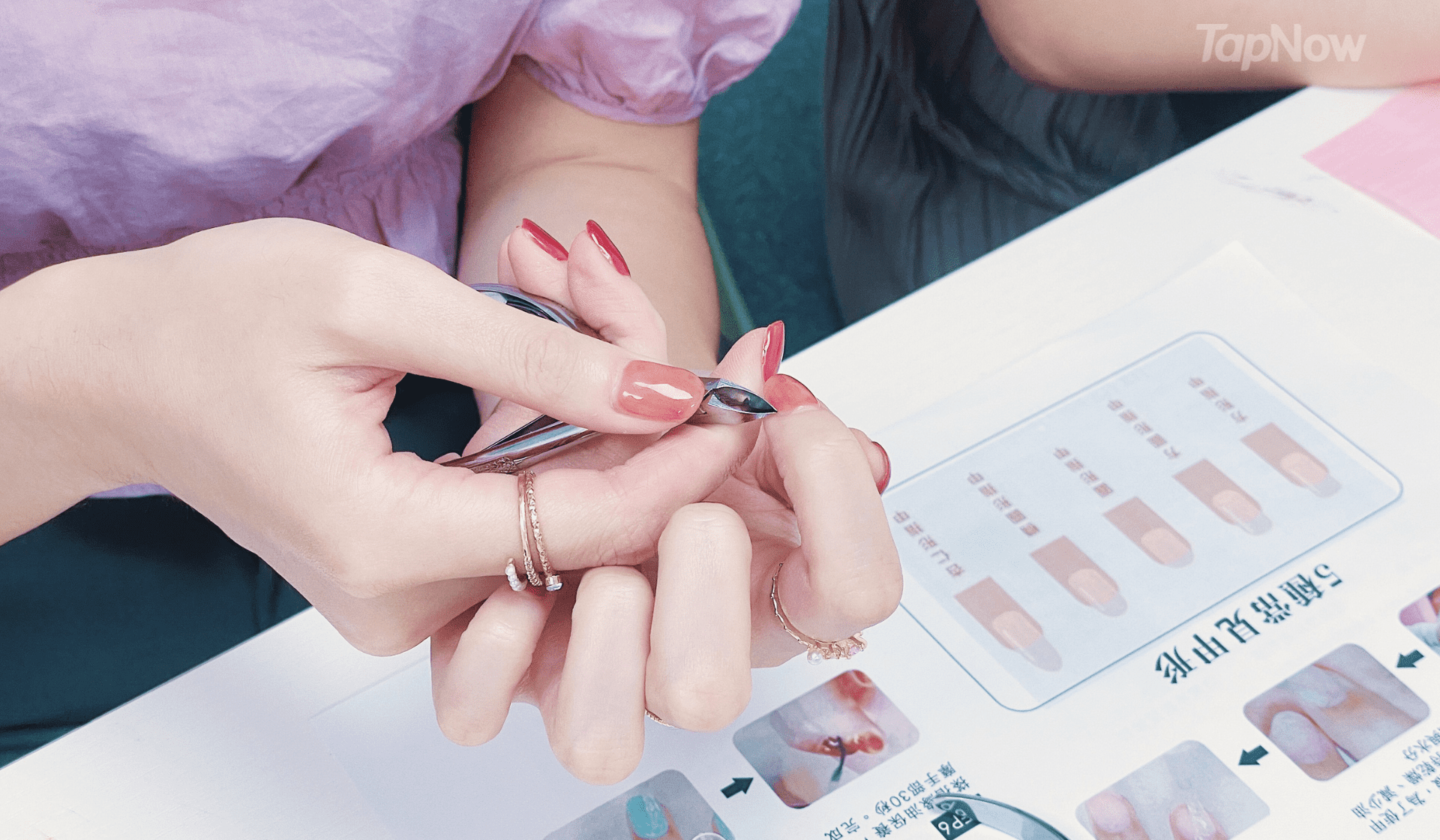 香港本地品牌Nana Nail教導女生基本美甲的製作流程,就算新手也能輕鬆學會!