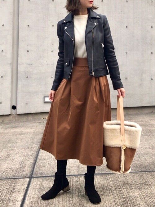 皮革外套可以幫助修飾身材。