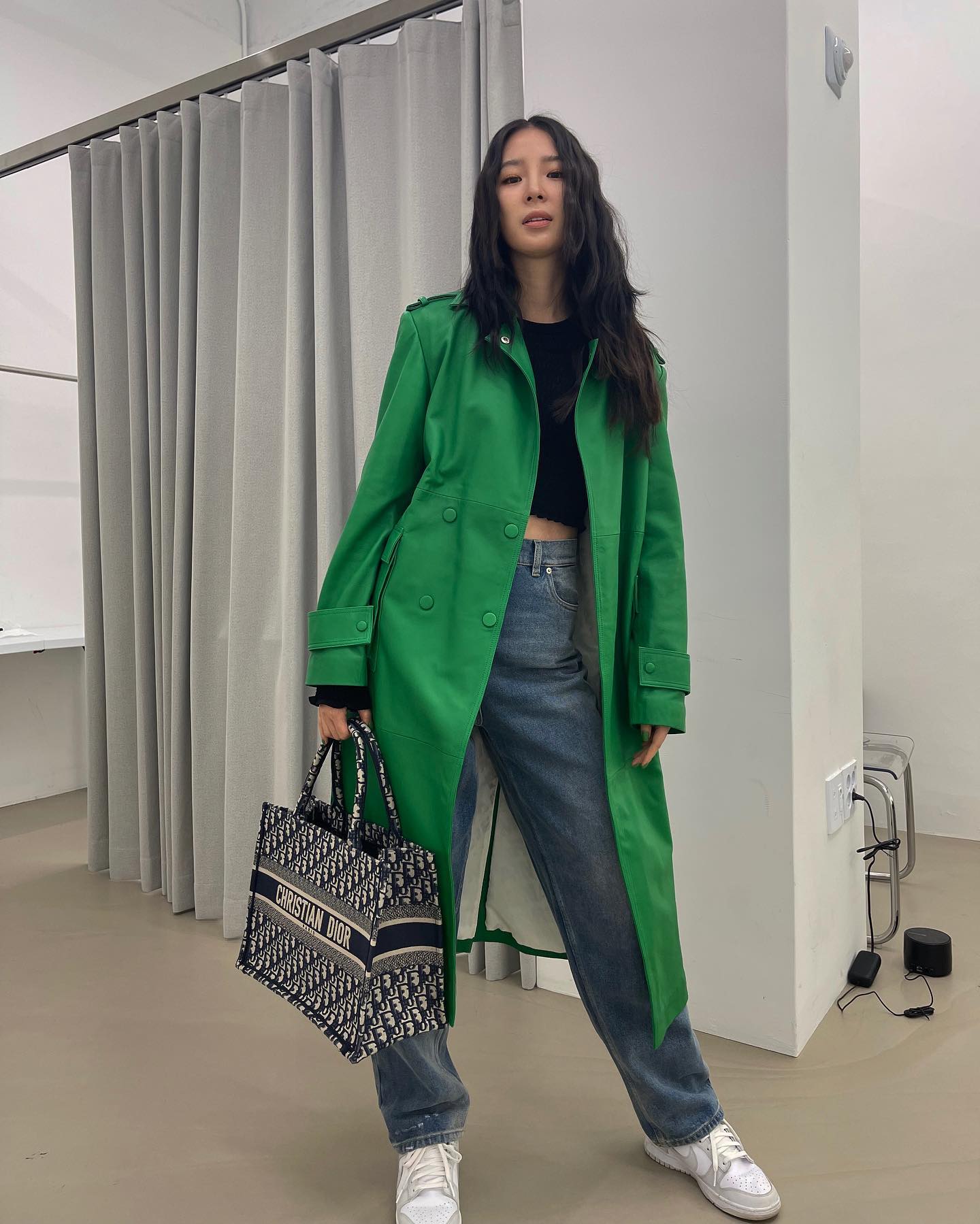 明亮顏色乾濕褸更特別。