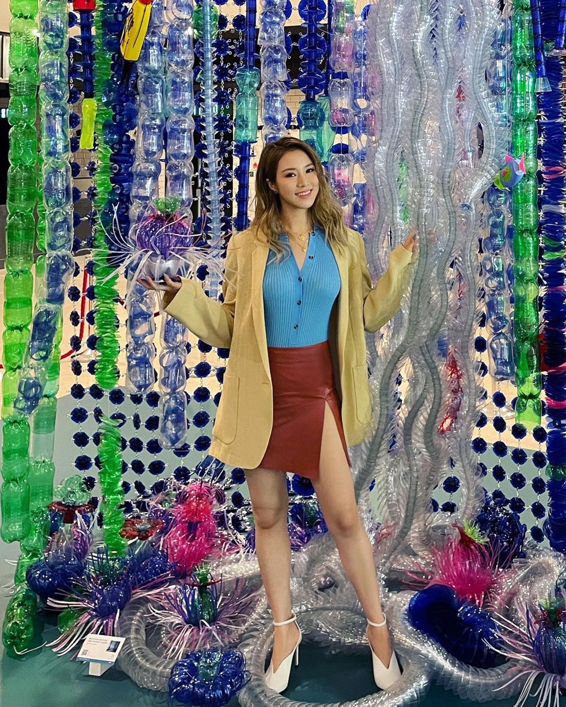 徐子淇一向以「水蛇腰」與「細手臂」著稱,即使婚後誕下4胎都依然保持好身材。