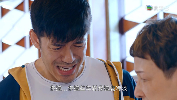 到最後聲嘶力竭控訴母親的執迷不悟，全程喊到淚水掛鼻。