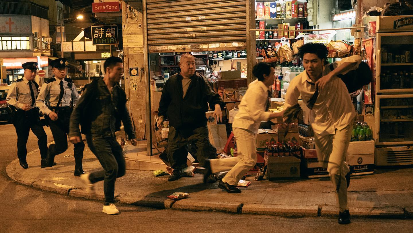 193飾演的光仔4年前與損友搶劫士多,而令士多老闆敏叔(劉錫賢飾)在追賊過程中被車撞傷。