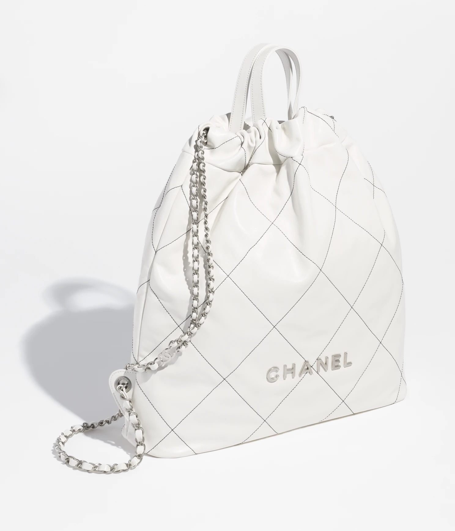 Chanel 大號背囊 22 $41,000