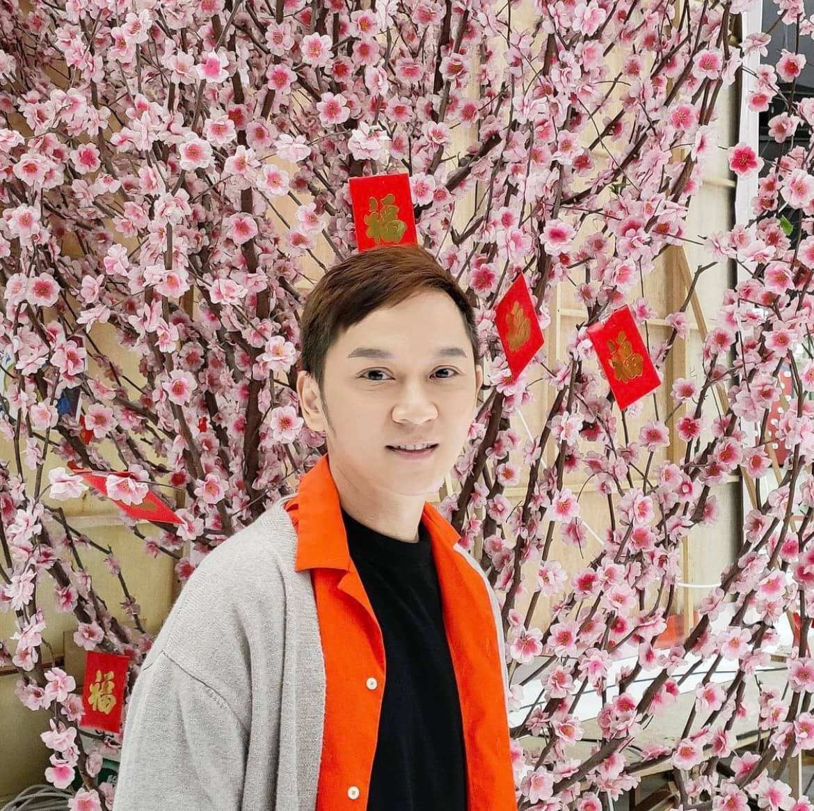 鄧智堅的背景超猛料。