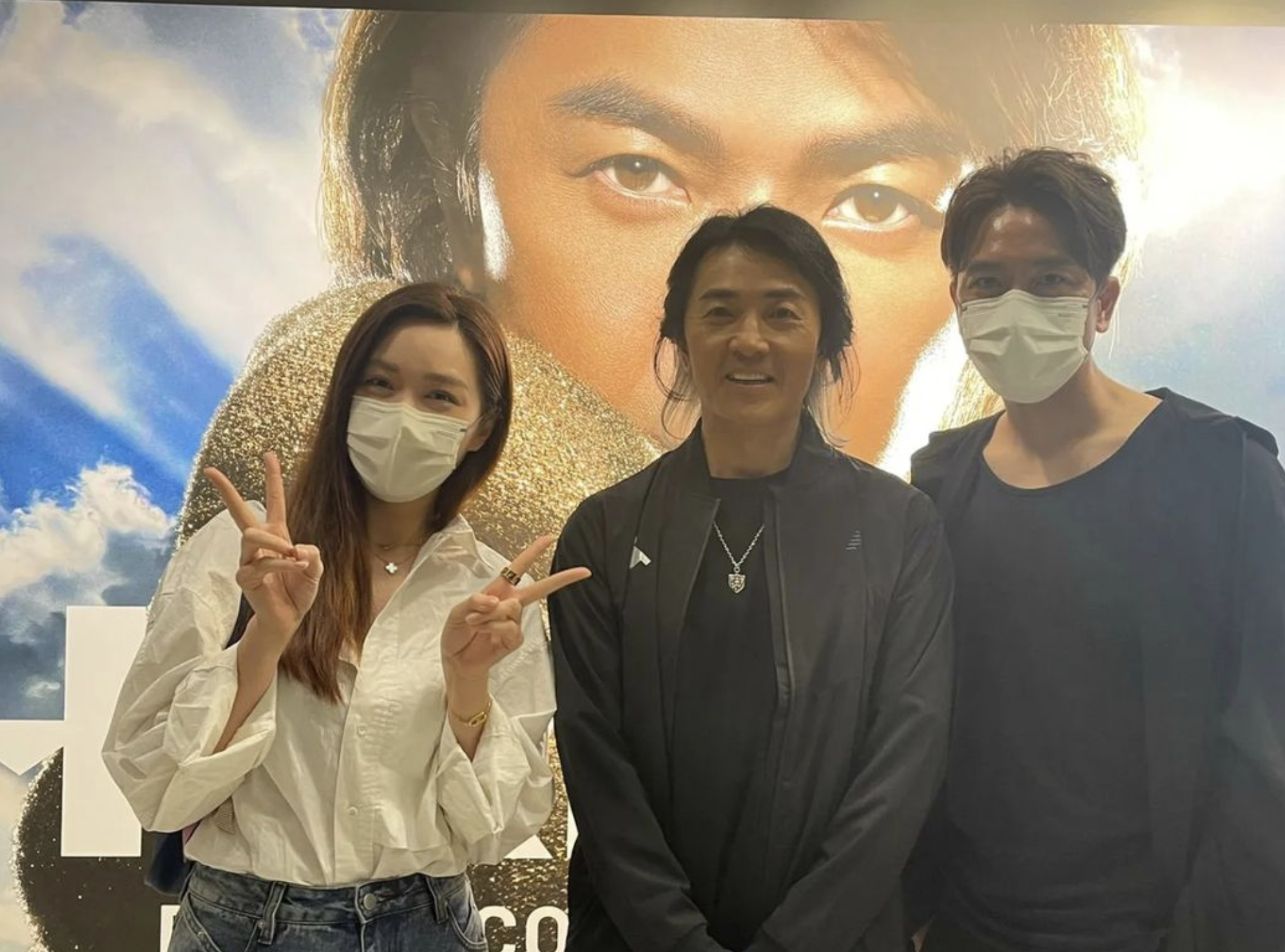 早前有一間搬運公司於社交網貼出多張馬明屋企的室內照，令馬明與靚湯的愛巢曝光了。