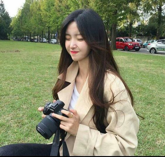 現代人喜歡影相呃Like。