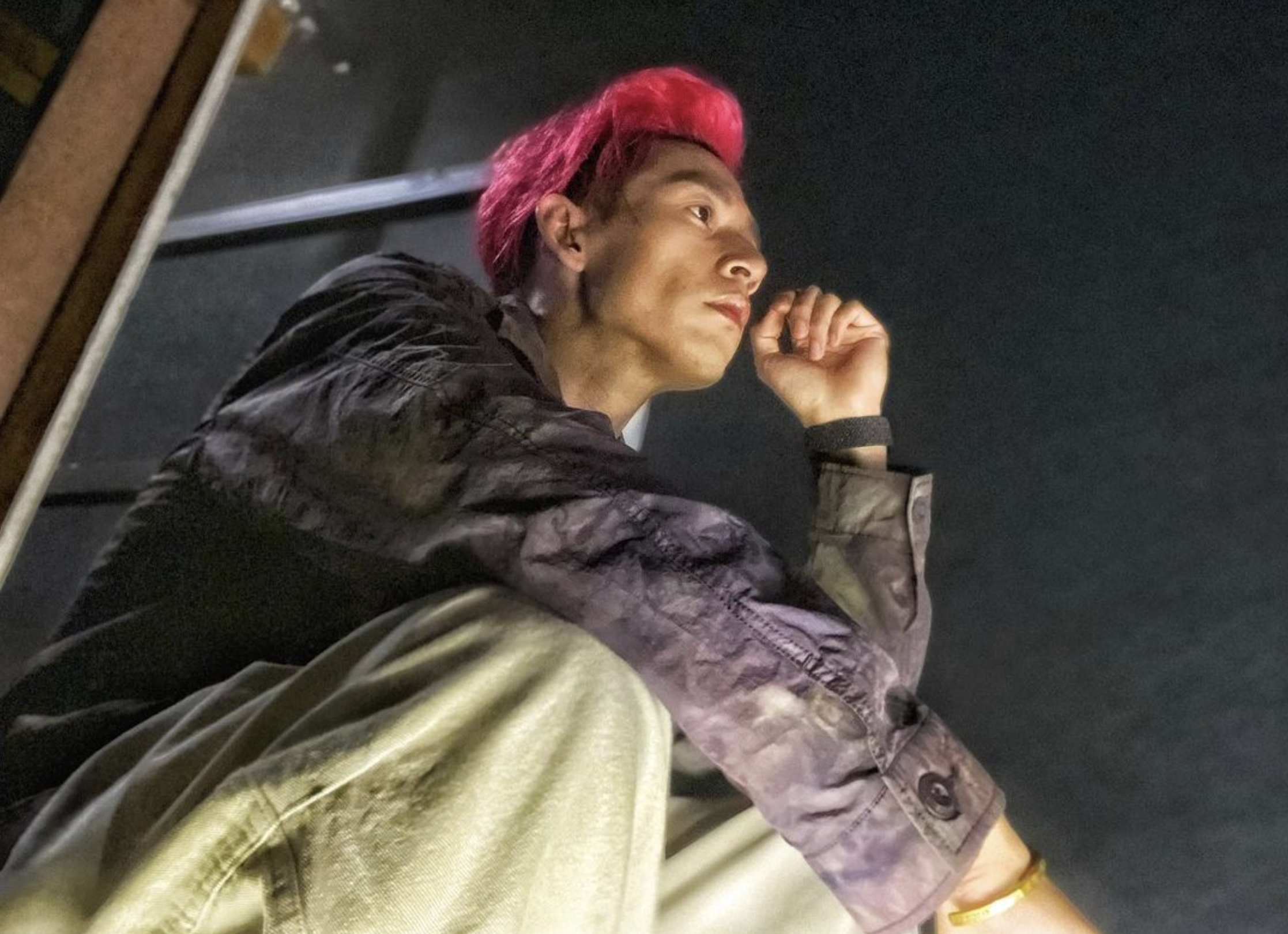 與英皇娛樂簽約後工作量不理想