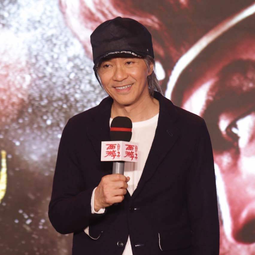 周星馳至今仍單身。