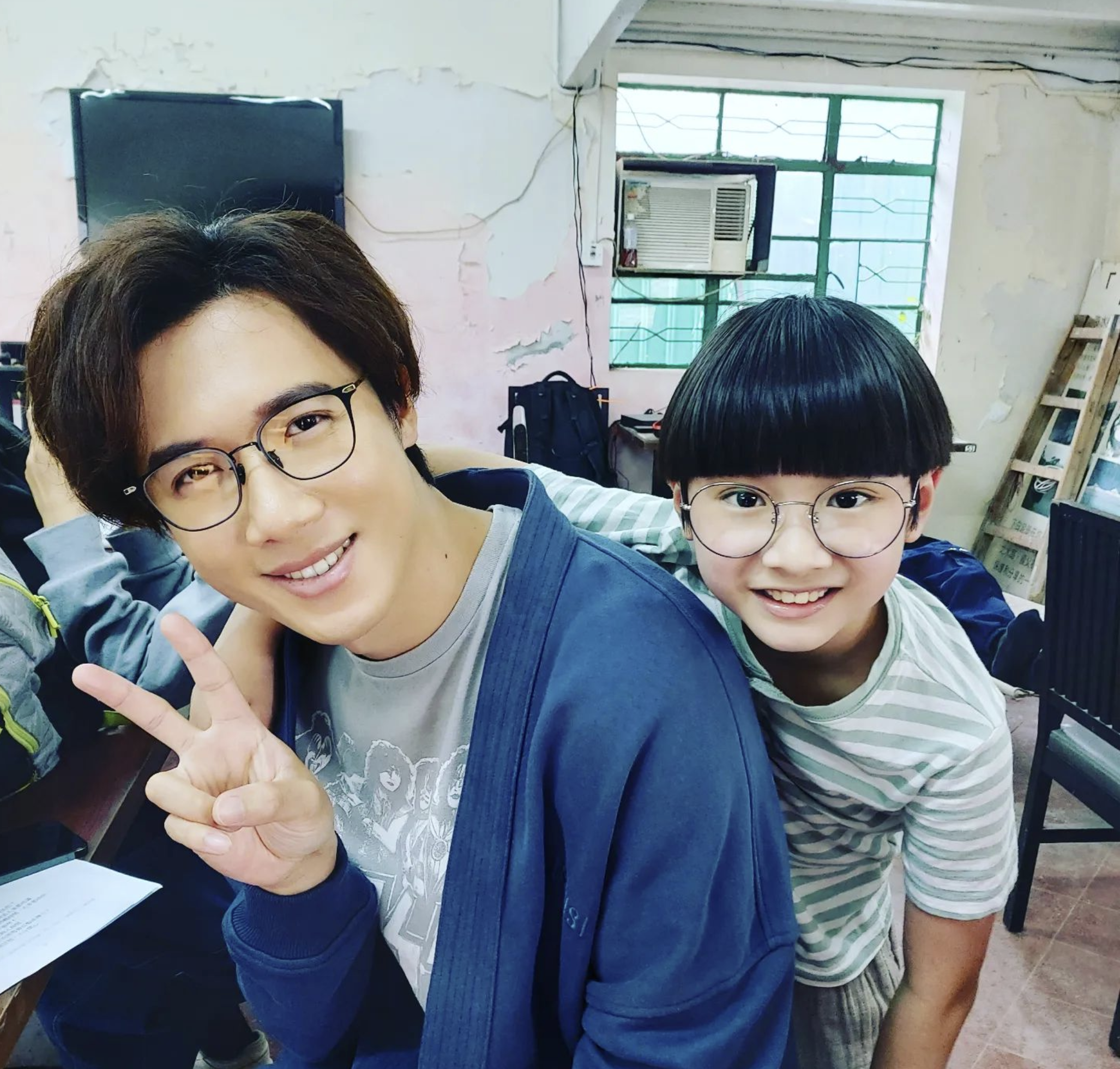 黃梓樂劇集《野人老師》飾演童年的李白