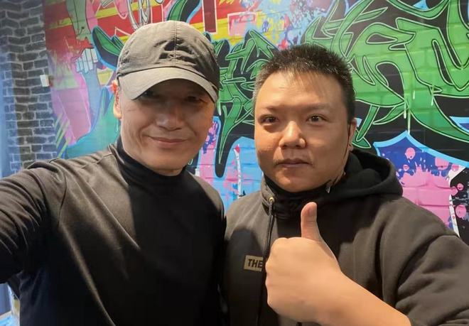 網民偶遇難掩帥氣