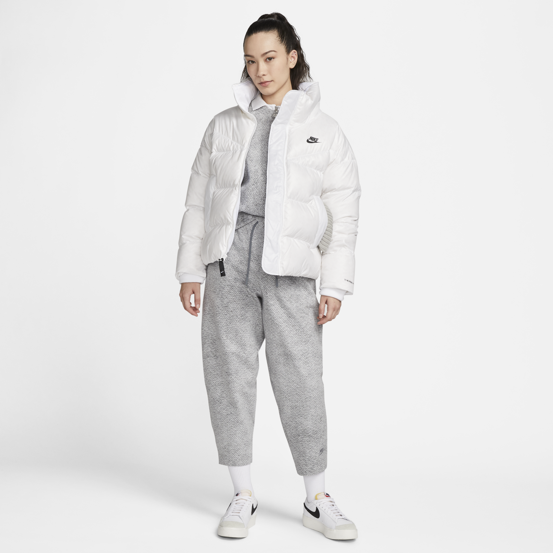 動風穿搭元素四、羽絨外套