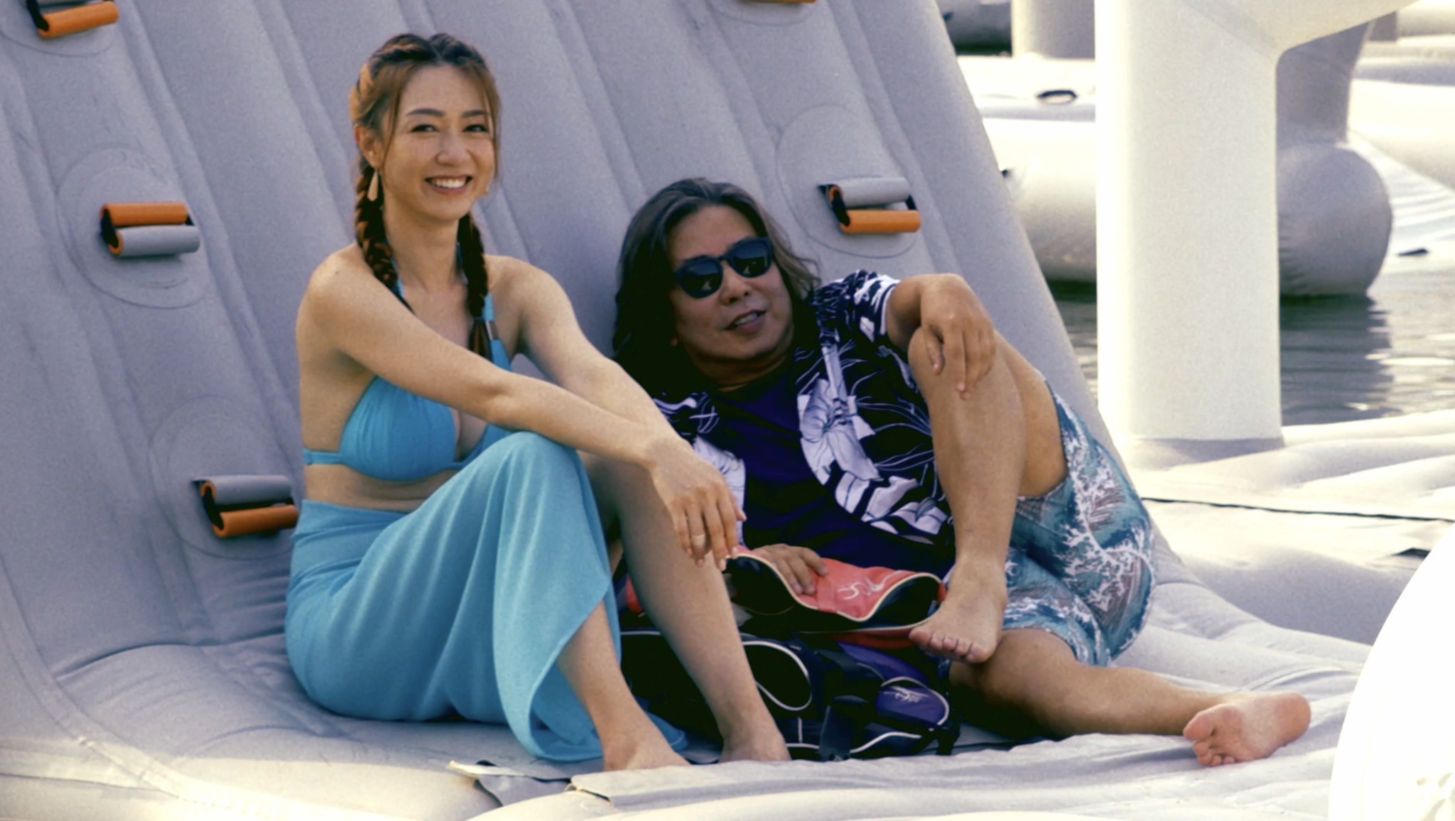 林敏驄為黃嘉雯製作MV。