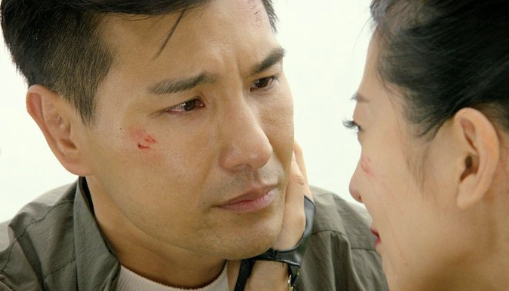 2016年憑著《城寨英雄》的牙佬勇奪視帝