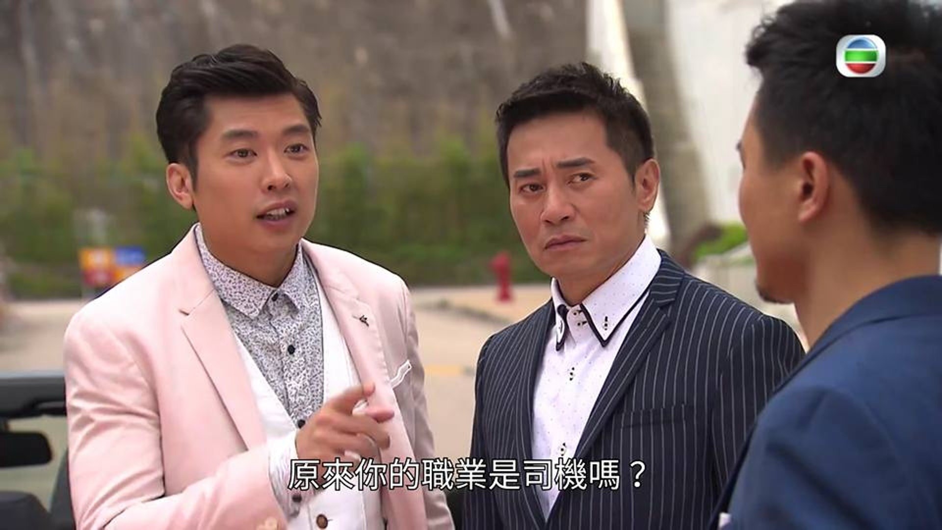 80年代入行 近年憑《愛回家》入屋