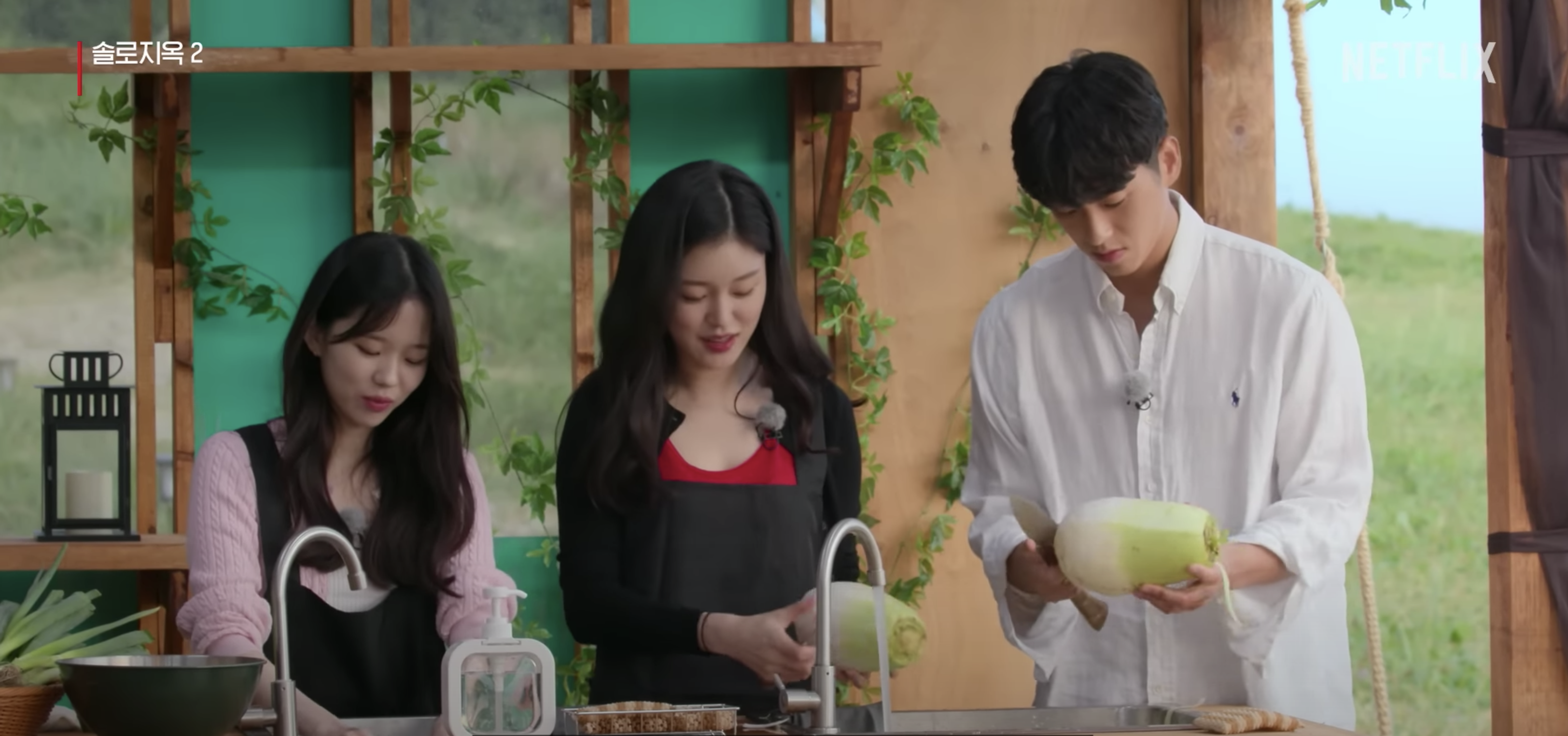 節目找來多名外貌養眼的成員