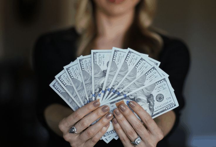 「只賺該賺的錢」顧名思義一切出賣自己良心、違背道德或觸犯法律賺來的錢，我們都不要碰。