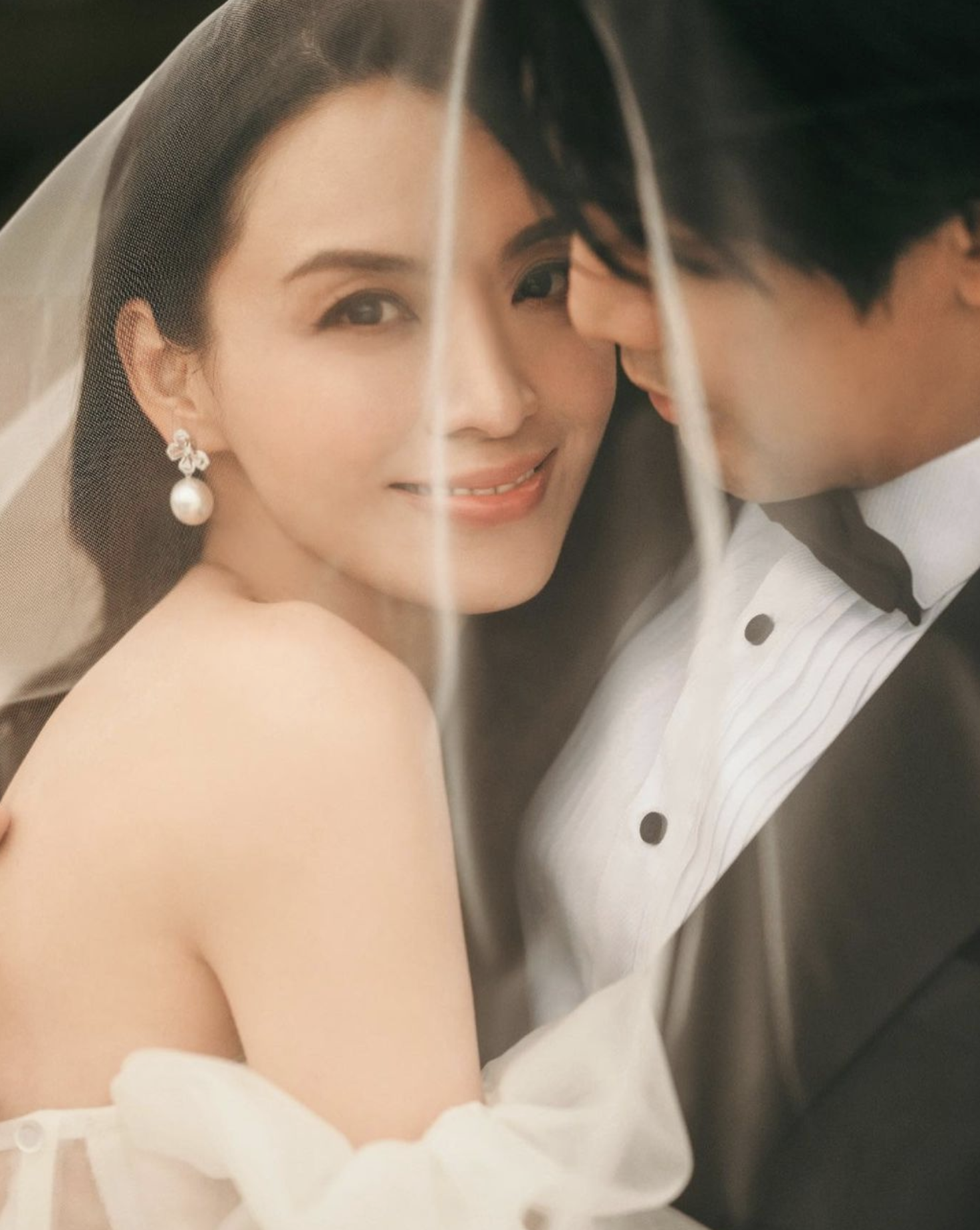 陳煒今年與醫生男友陳國強結婚成為幸福人妻