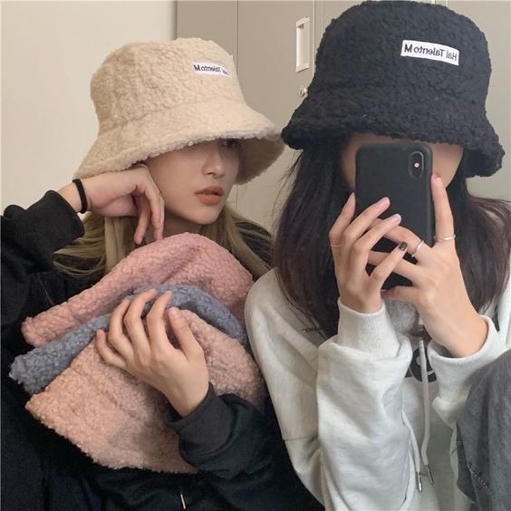 想走不同風格或路線，漁夫帽也十分百搭時尚。