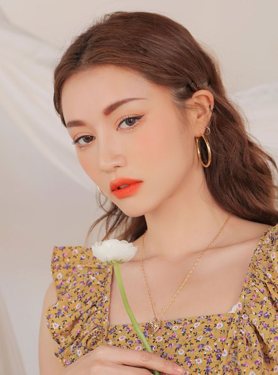 白羊座幸運色:正紅、粉紅