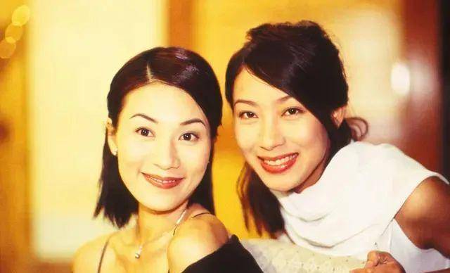 在劇集《婚前昏後》演張可頤的妹妹