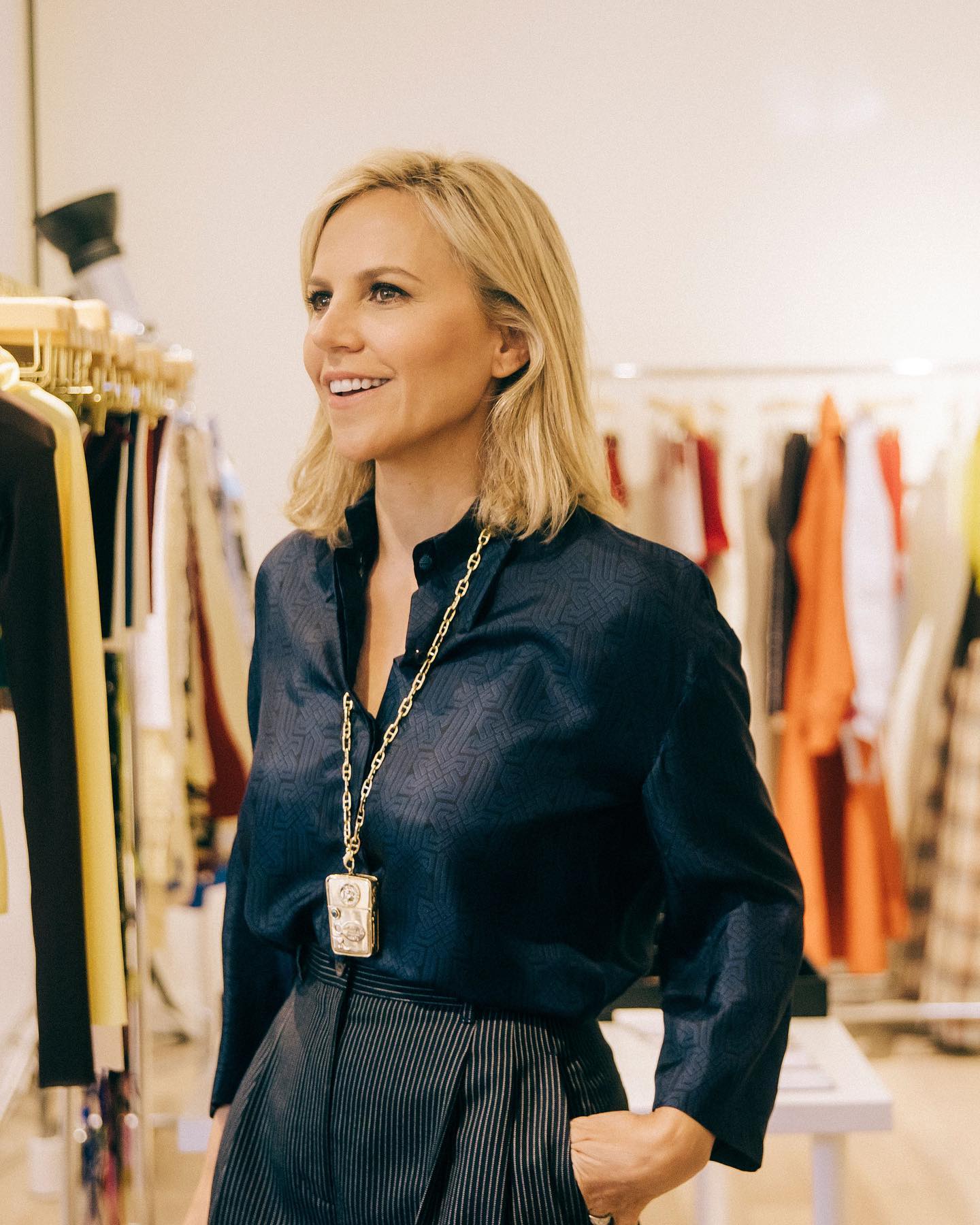 美國奢華時尚品牌創辦人Tory Burch,品牌系列包括服裝、手袋、鞋履、配飾、珠寶、家居用品及美容產品等,品牌業務遍佈全球。